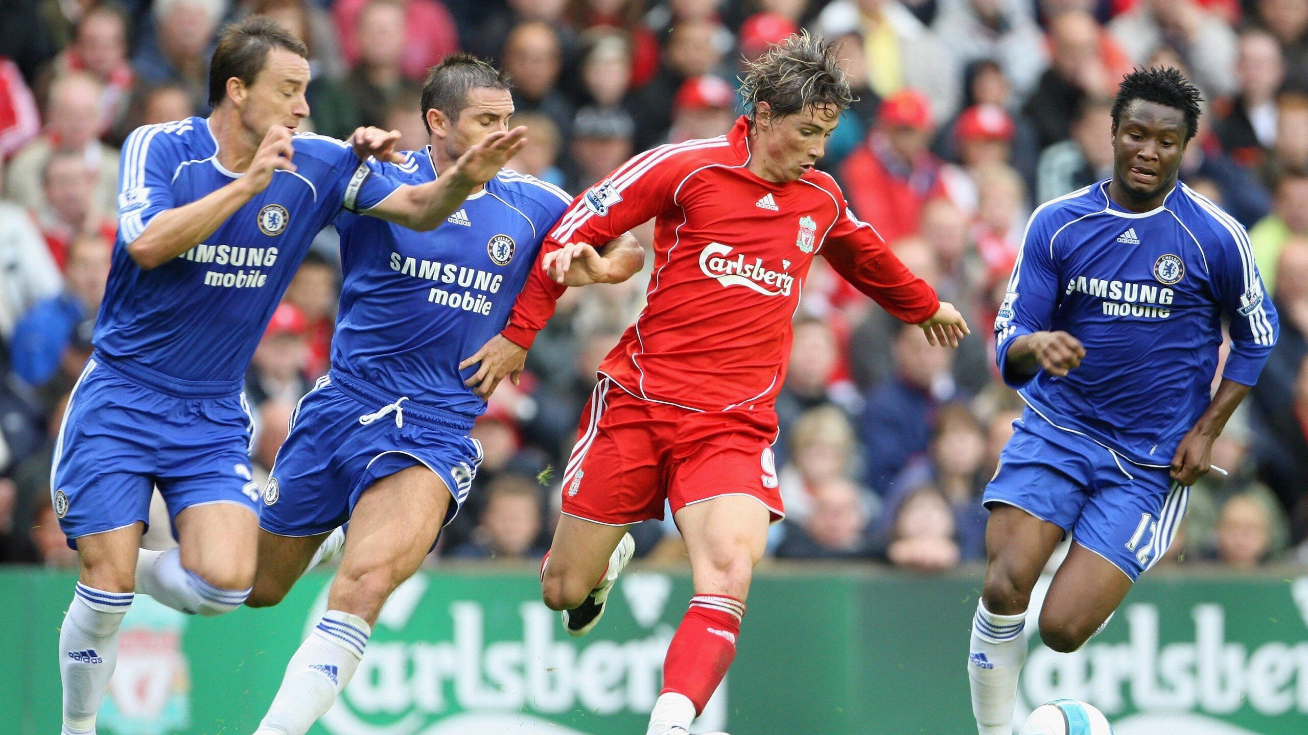 开云体育中国-双线奏凯，团队完胜与个人表演共谱体育华章